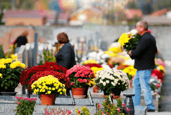Peut-on interdire une personne de fleurir une tombe ?