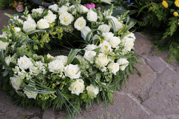 Quelles fleurs offrir lors d'un deuil ?